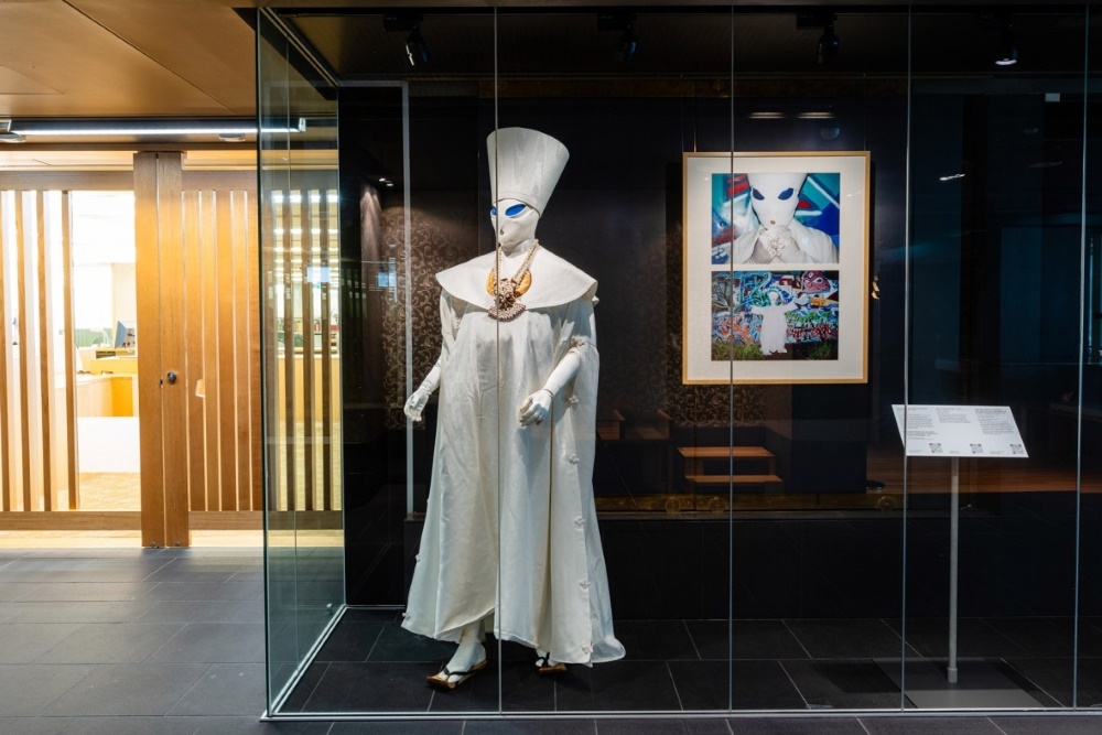 Luke Roberts Pope Alice at the State Library of Queensland