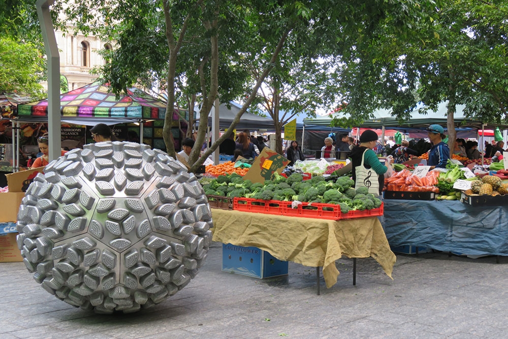 Sculptures in Redacliff Place