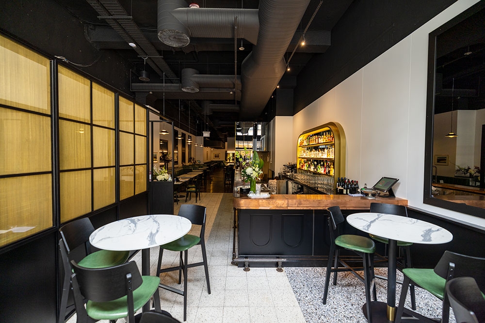 Rothwell's Bar Grill Brisbane CBD interior seating