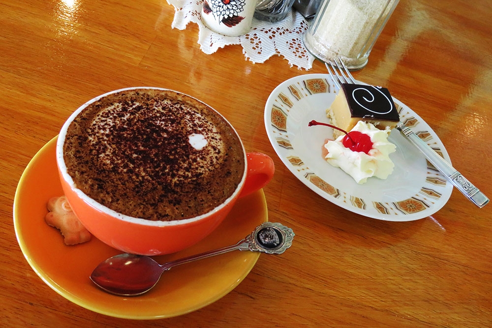 Round Table Coffee Bracken Ridge
