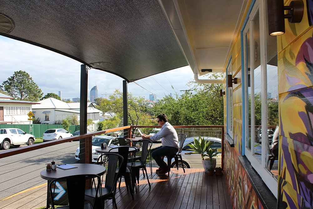 Exterior seating outside Shawty’s Espresso Woolloongabba